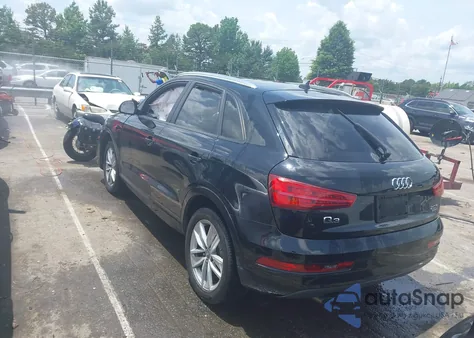 2017 Audi Q3 2.0T Premium z USA, uszkodzony, nr VIN WA1ECCFS2HR008755
